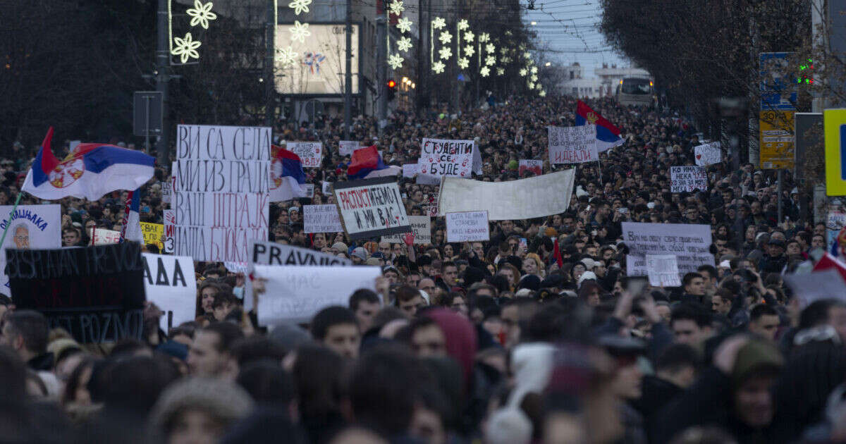 Serbia, dopo mesi di proteste anti-corruzione per l’incidente di Novi Sad Vucic prova il rimpasto: si dimette premier Vucevic