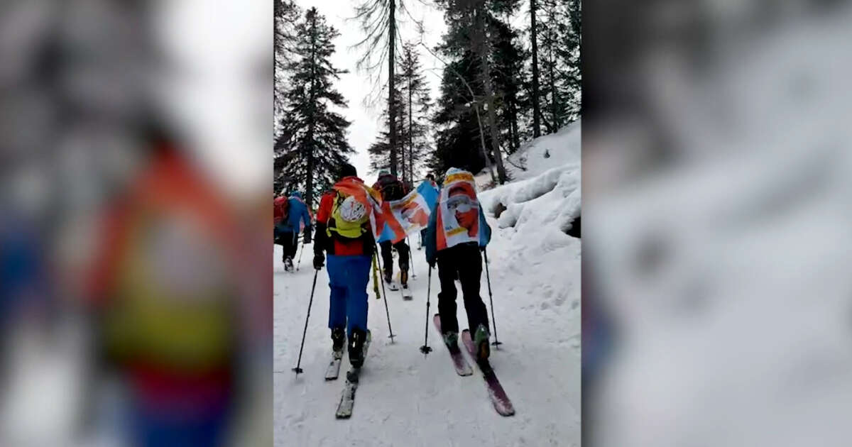 Pista da bob di Cortina, la protesta di un gruppo di scialpinisti: “Sono stati rispettati i criteri di sicurezza?”. E annunciano l’esposto