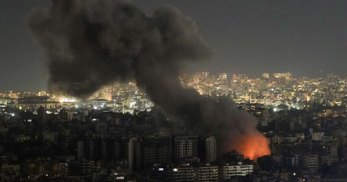 Israele bombarda ancora la “banca di Hezbollah” a Beirut. Altri 7 arresti a Gerusalemme, presunte spie dell’Iran