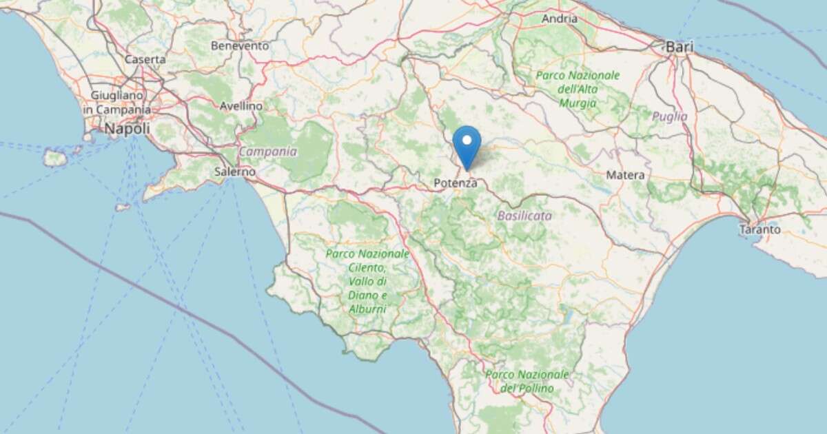 Terremoto a Potenza: scossa di magnitudo 4.2. Studenti lasciano le aule, gente in strada