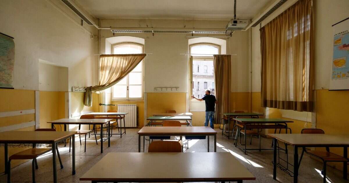 “Perseguitavano con minacce e aggressioni verbali la maestra del figlio”: arrestati genitori a Segni (Roma)