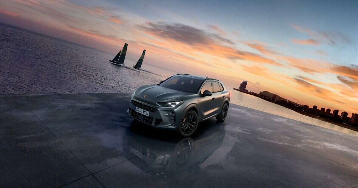 Terramar, il nuovo suv Cupra naviga a vele spiegate. Debutto a Barcellona con l’America’s Cup – FOTO