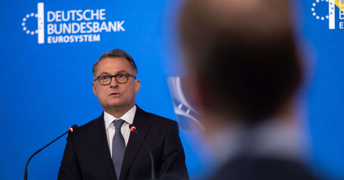 Anche i tedeschi sono stufi delle loro regole. Bundesbank: “Allentare i vincoli di bilancio per favorire gli investimenti”