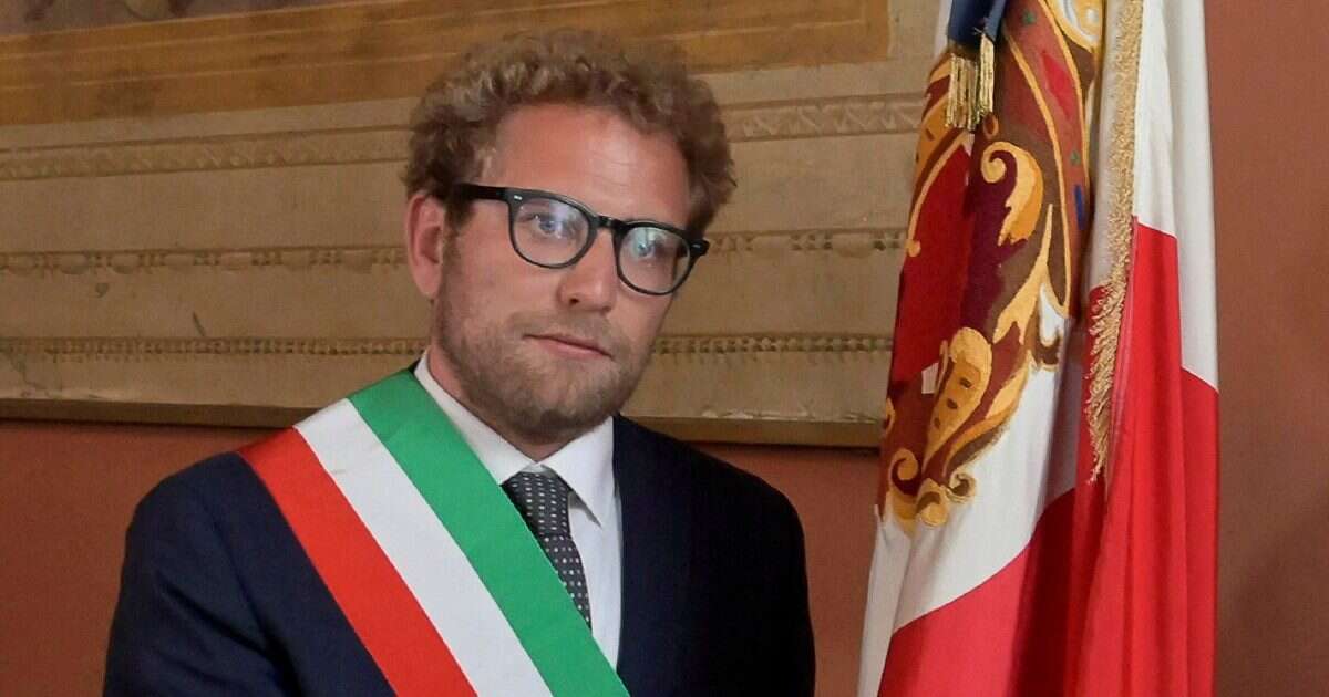 A Vicenza il sindaco dem Possamai installa panchine “antibivacco” come quelle eliminate da Tommasi a Verona. Ma c’è una spiegazione