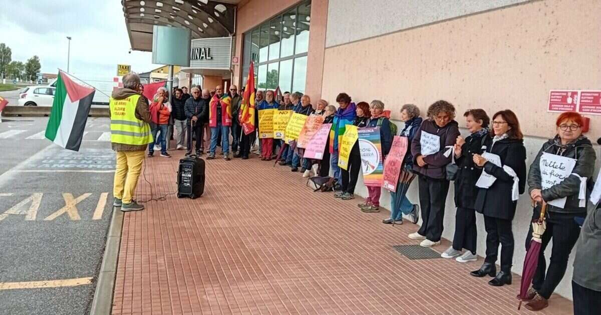 Missili e mezzi militari all’aeroporto di Montichiari? Il sospetto dei lavoratori si trasforma in una contestazione disciplinare