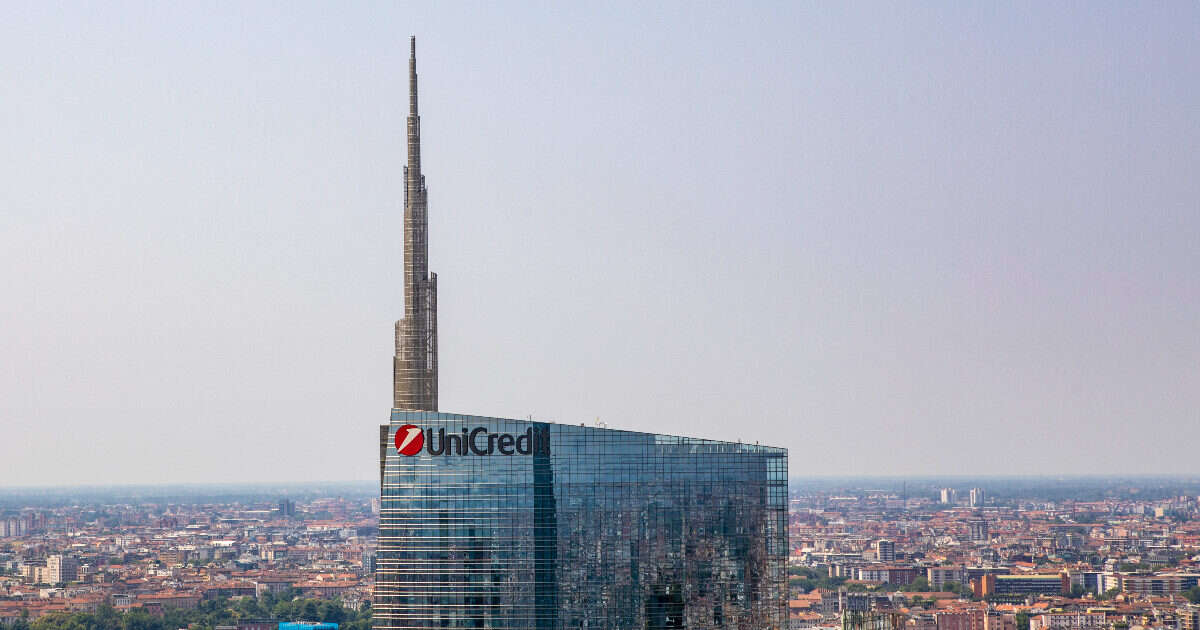 Evacuata la Unicredit tower a Milano: colpa di un guasto imprevisto ancora non identificato