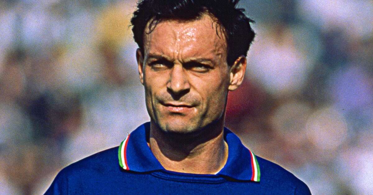 “C’hai fatto vivere abbracciati”: la canzone dell’attore Andrea Rivera dedicata a Totò Schillaci