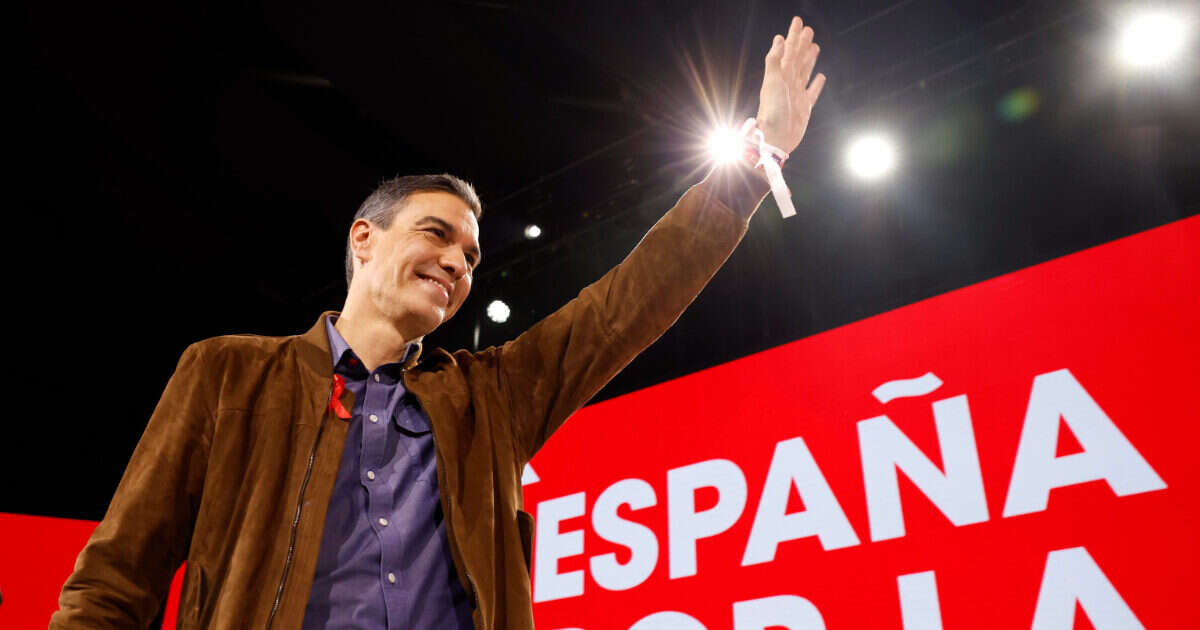 Pedro Sánchez rieletto segretario dei socialisti spagnoli: “Inseriremo in Costituzione aborto, matrimonio omosessuale e salario minimo”