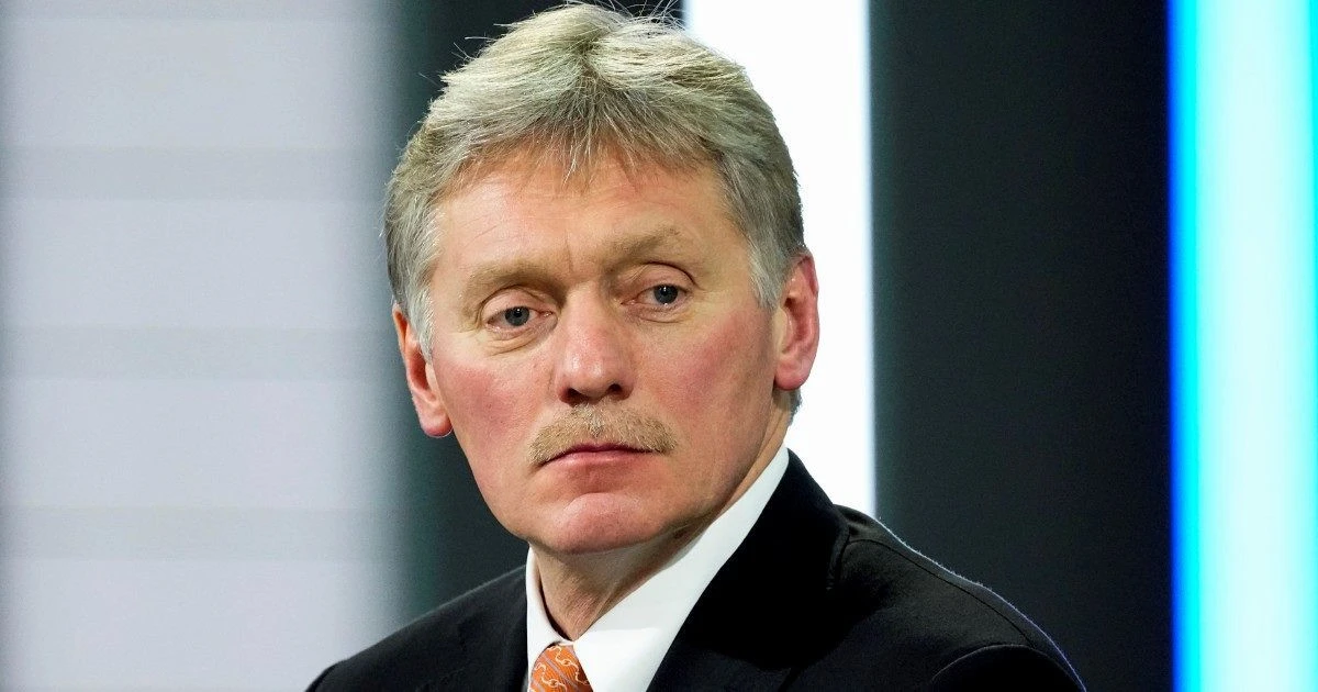 Il nemico non è più a Washington, ma a Bruxelles: così Donald Trump ha fatto cambiare idea persino a Dmitry Peskov
