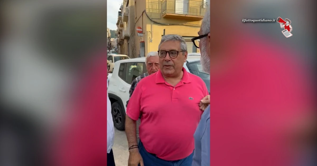 Dopo la scarcerazione aveva assicurato: “Basta politica”. Ora Cuffaro è di nuovo in campo, ma non risponde al Fatto: “Con voi non parlo”