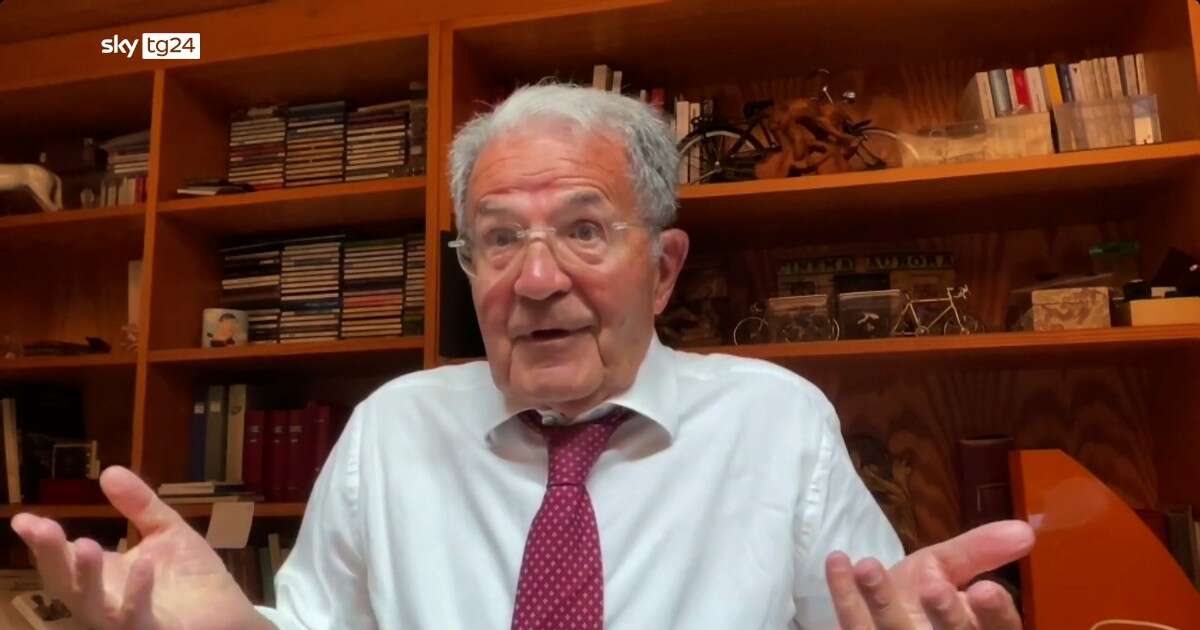 Prodi a Sky: “Biden? Ha governato bene, ma non ce la fa più. Bisogna vedere quando è ora di ritirarsi”