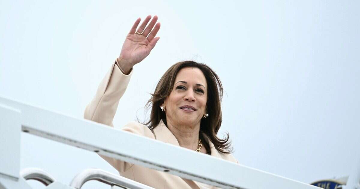 Kamala Harris attacca di nuovo Trump: “Vuol tornare a un passato buio, ma noi siamo il futuro e vinceremo”