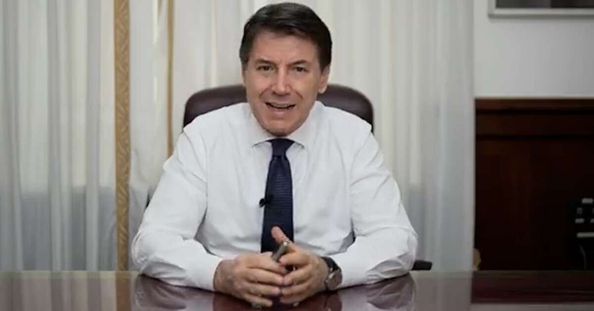 Meloni indagata, Conte: “Premier è una bugiarda seriale, una cartomante. Fa la vittima per distrarci dai problemi veri”