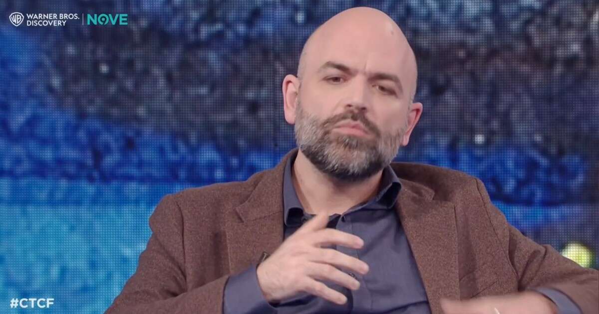 Fratelli di chat, Roberto Saviano a Che tempo che fa: “Messaggi su di me? Atteggiamento banditesco. Lo fanno con chiunque si opponga”