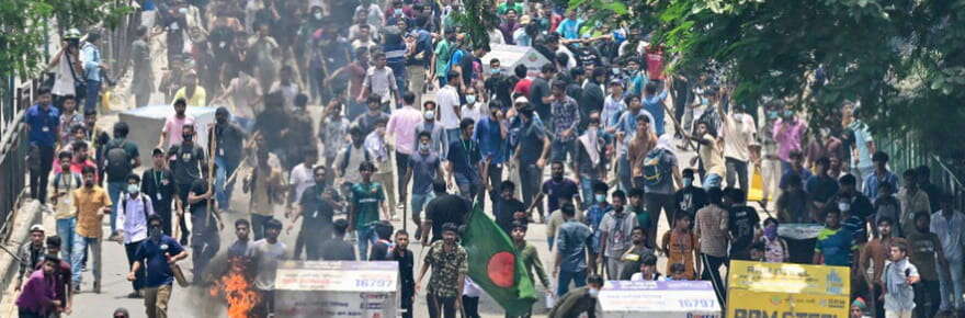 Bangladesh: 32 morts dans les violences, la chaîne de télévision d'État en feu