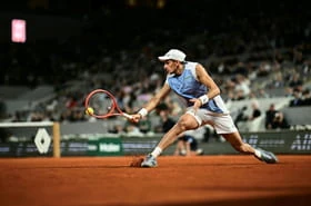 Roland-Garros: le naufrage de Sabalenka, l'impuissance d'Auger-Aliassime