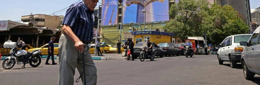 L'Iran, à nouveau bombardé par les Etats-Unis, promet de refermer Ormuz