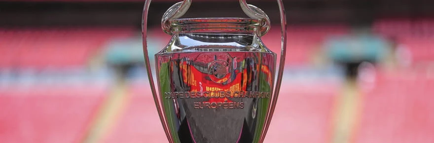 Ce propriétaire de club en Ligue des champions vit dans un incroyable château