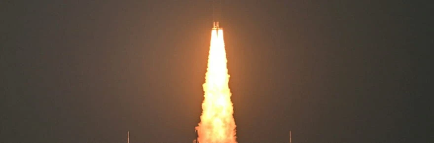 L'Inde place sur orbite avec succès un gros satellite de télécommunications