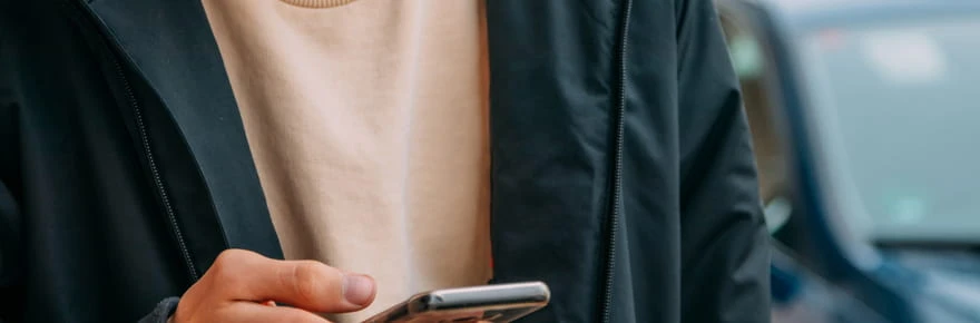 Les personnes qui préfèrent utiliser des SMS plutôt que des appels présentent généralement ces 3 grandes qualités