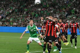 DIRECT. Nice - Saint-Etienne : Clauss libère les Aiglons, suivez le barrage Ligue 1 - Ligue 2