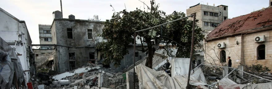 Un raid israélien endommage sévèrement l'un des rares hôpitaux en fonction à Gaza