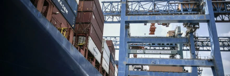 France: le déficit commercial se creuse à 7,2 milliards d'euros en février