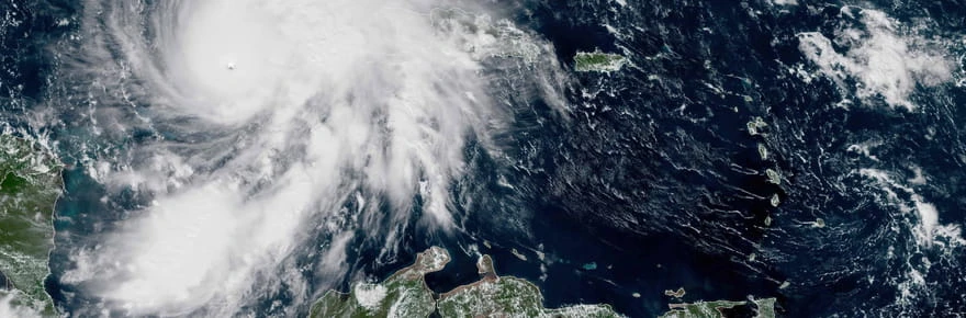La France n'est pas à l'abri de l'ouragan Melissa : transformé en tempête, il va secouer l'Europe