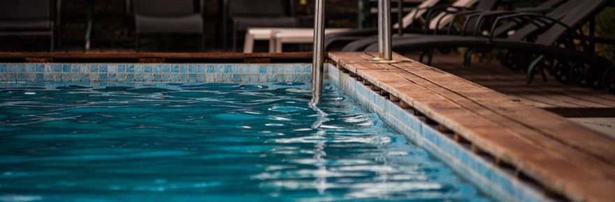 Cafards, bactéries dans la piscine... Le calvaire de vacanciers dans un établissement 4 étoiles en Vendée