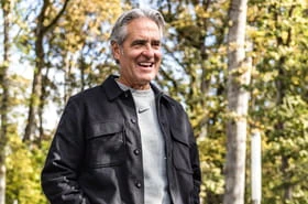 Rentré comme stagiaire, il devient PDG de l'entreprise 40 ans plus tard : 