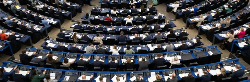 Migration: le Parlement européen vote mercredi le règlement sur les retours