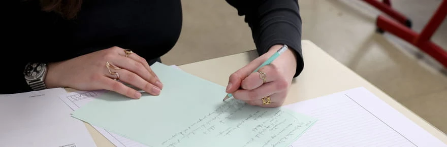 Des milliers d'élèves ne passeront pas les épreuves du bac et du brevet cette année, seul le contrôle continu comptera
