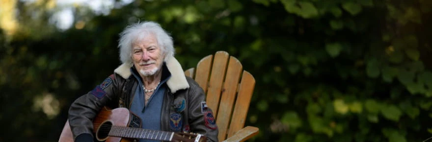 À 96 ans, Hugues Aufray en tournée: 