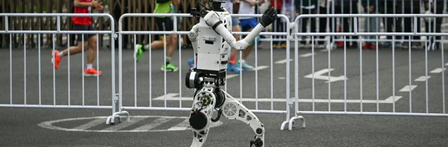 Terminator version Usain Bolt: des robots battent les humains lors d'une course à Pékin