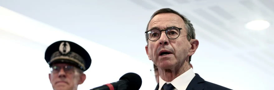 Bayrou appelle les ministres à éviter 