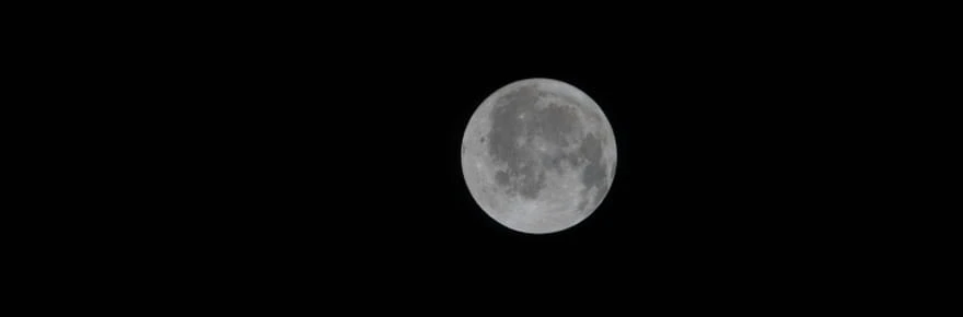 Les astronautes d'Artémis désormais plus proches de la Lune que de nous