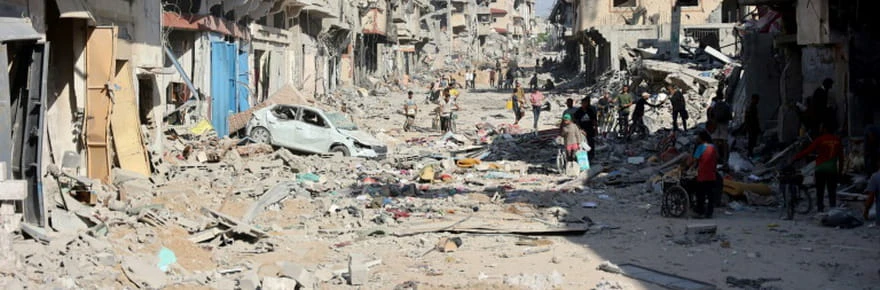 Frappes et combats dans la ville de Gaza, reprise attendue des négociations au Qatar