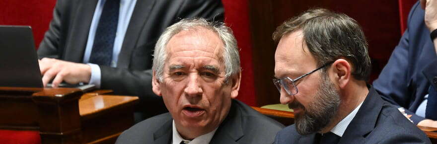 Motion de censure : Bardella donne son avis, Bayrou s'en moque