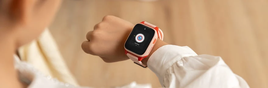 Kids Watch : TCL dévoile une montre connectée spécialement prévue pour les enfants