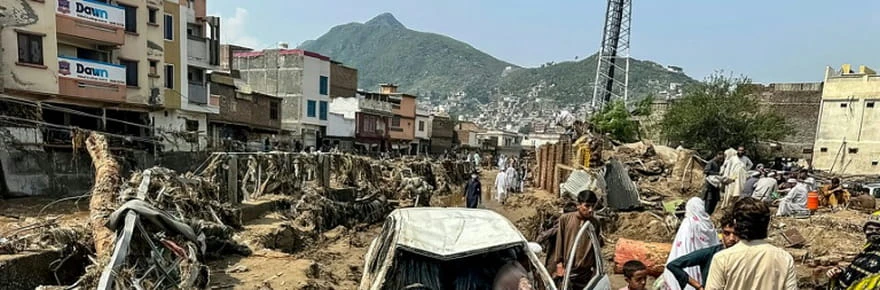 Mousson au Pakistan : l'espoir s'amenuise de retrouver des survivants parmi les 150 disparus