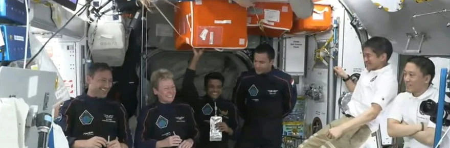 La capsule Crew Dragon transportant le premier Indien vers l'ISS s'arrime à la station spatiale