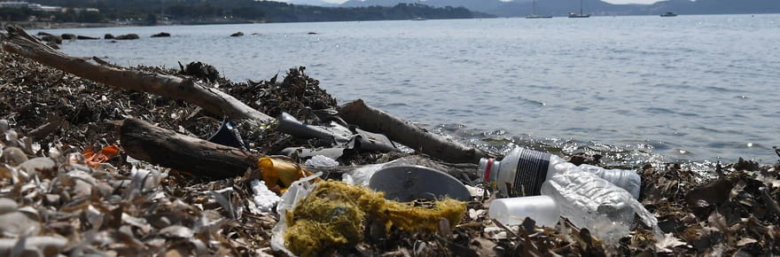 Un futur traité contre la pollution plastique à l'échelle mondiale ? La France pose ses conditions