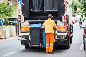 Gare à vos poubelles : avec ce nouvel impôt, elles pourraient bientôt vous coûter plus cher
