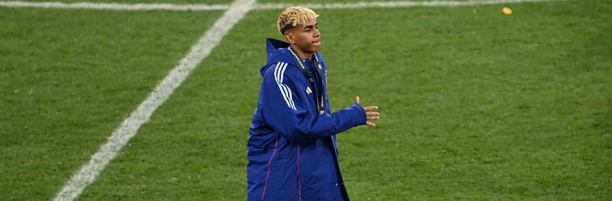 Un moment glacial : quand Yamal a refusé de serrer la main à Ronaldo après la finale de Ligue des nations