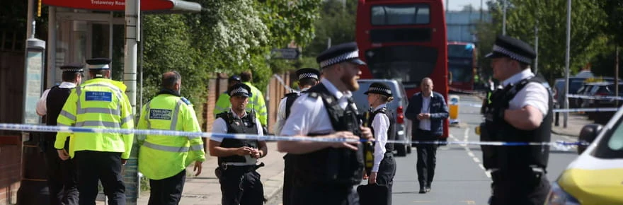 Attaque au sabre japonais à Londres : un garçon de 13 ans tué, un 