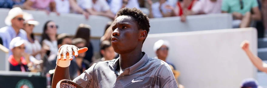 DIRECT. Roland-Garros 2026 : le 3e tour Kouame - Tabilo, la folie Parry, scores et résultats