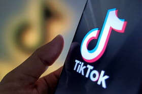 Il n'a jamais été aussi simple de copier la voix de quelqu'un, vous avez juste besoin de TikTok