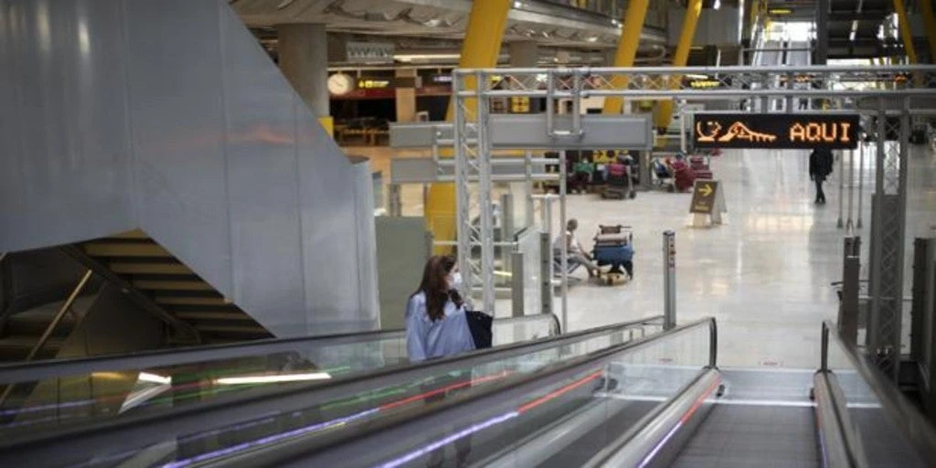Qué se necesita para viajar en avión dentro de España
