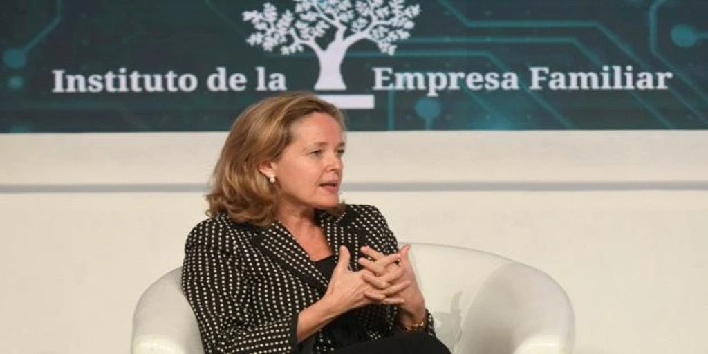 Calviño minimiza las subidas de impuestos de los Presupuestos