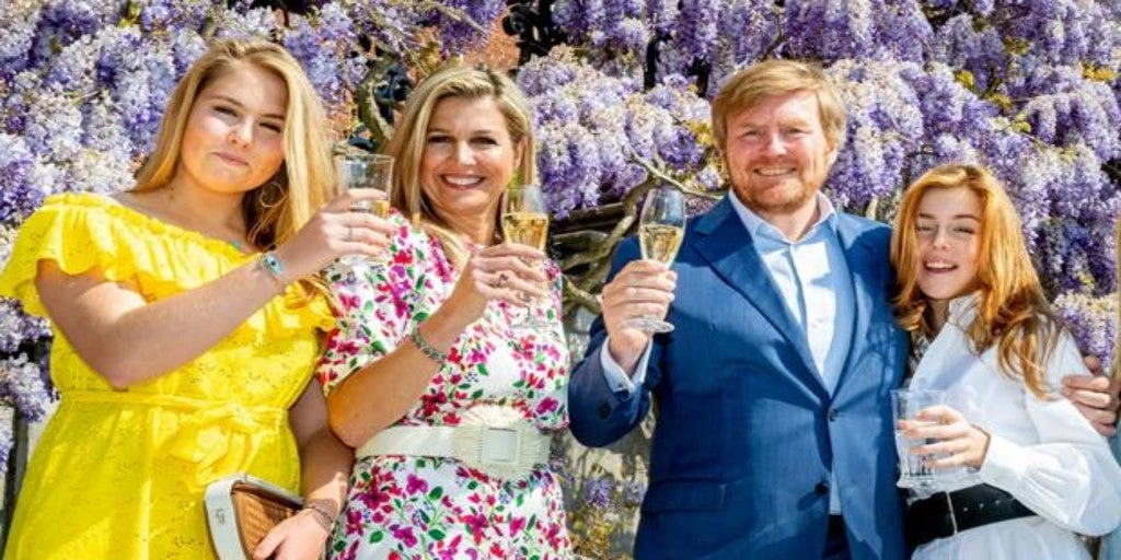 Las hijas de Guillermo y Máxima de Holanda, en el centro de la polémica tras su disculpa 